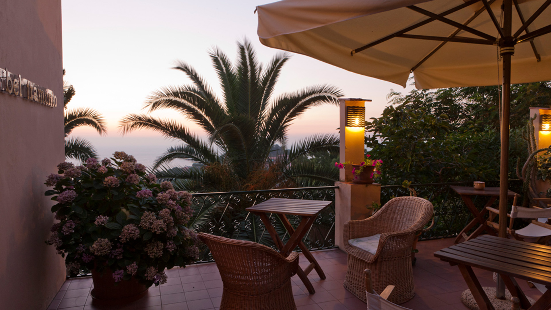 hotel bel tramonto con BluNavy traghetti